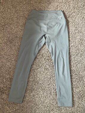 Grey 3/4 Gymshark Leggings